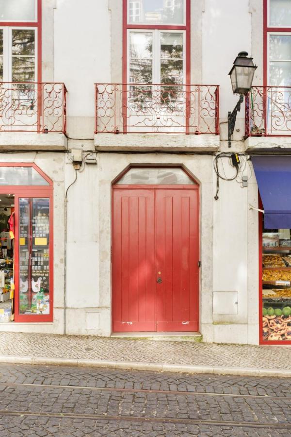 Update Urban Chic Flat In 19Th Century Building 2 Bedrooms & 2 Bathrooms & Ac Central Alfama District Lisboa Dış mekan fotoğraf