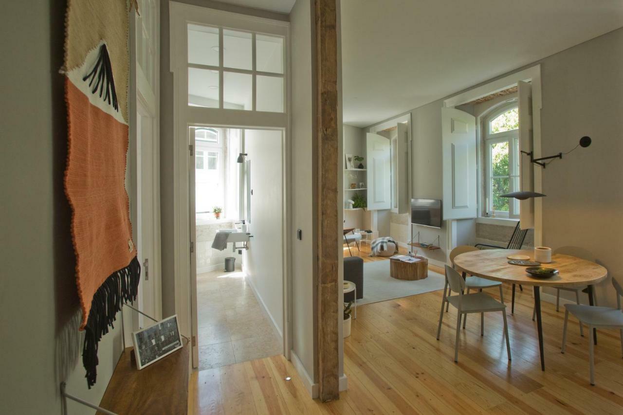Update Urban Chic Flat In 19Th Century Building 2 Bedrooms & 2 Bathrooms & Ac Central Alfama District Lisboa Dış mekan fotoğraf